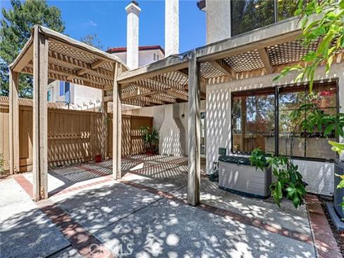 6 Shadow Hill , Laguna Hills, CA