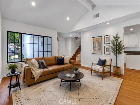 6 Shadow Hill , Laguna Hills, CA