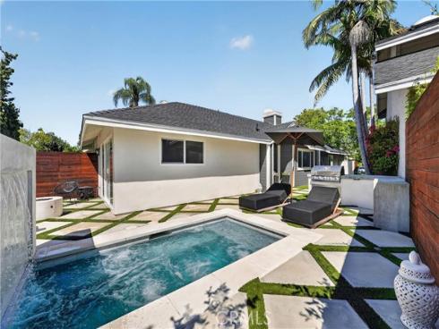 16 Deer Creek Lane, Laguna Hills, CA