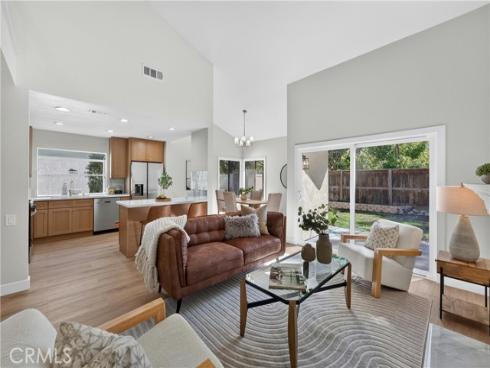 43 Oxbow Creek , Laguna Hills, CA