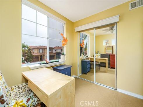 21 Mikro , Laguna Niguel, CA