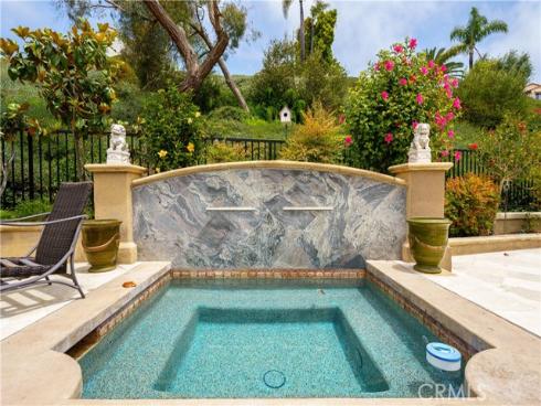 21 Mikro , Laguna Niguel, CA