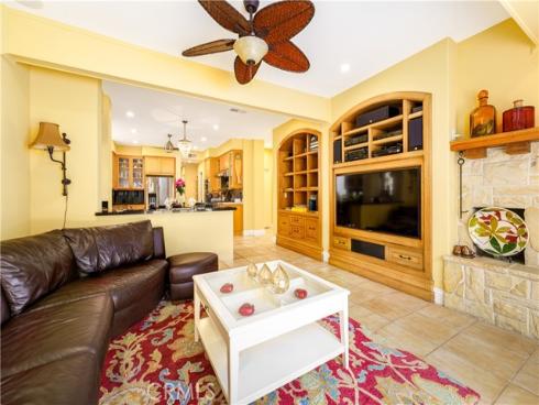 21 Mikro , Laguna Niguel, CA