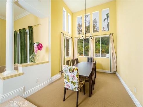 21 Mikro , Laguna Niguel, CA