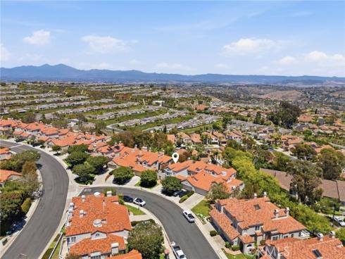 10  Toulon  , Laguna Niguel, CA