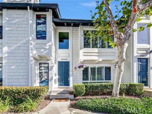 25594 Paseo La Cresta
