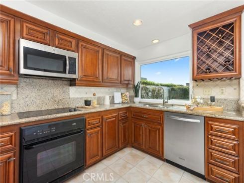 12 Byron Close , Laguna Niguel, CA