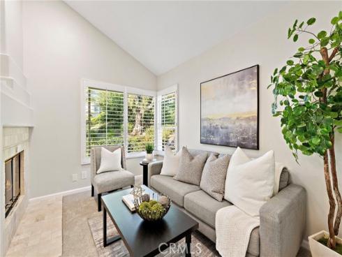 5 Glastonbury Pl , Laguna Niguel, CA