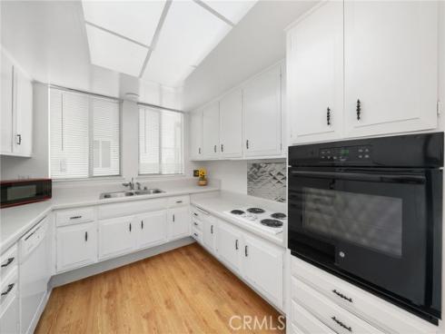225 Avenida Majorca N , Laguna Woods, CA