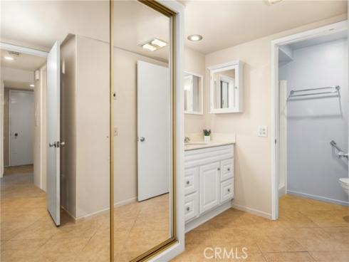 2286 Via Puerta A , Laguna Woods, CA