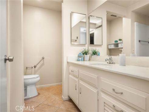 2286 Via Puerta A , Laguna Woods, CA