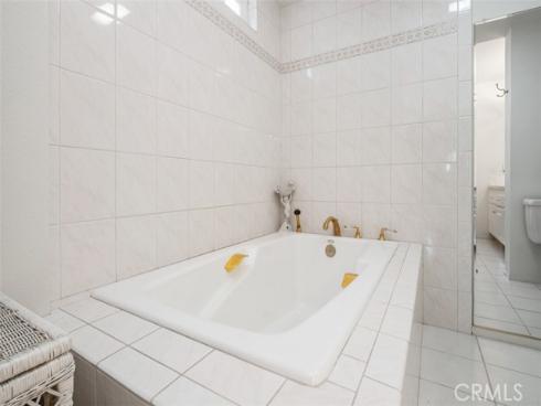 2388 W Via Mariposa  3E , Laguna Woods, CA