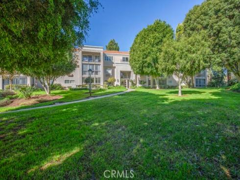 5499 Paseo Del Lago 2D , Laguna Woods, CA