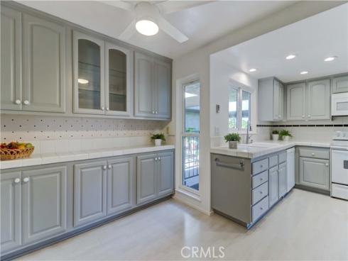 2395 Via Mariposa 3A , Laguna Woods, CA