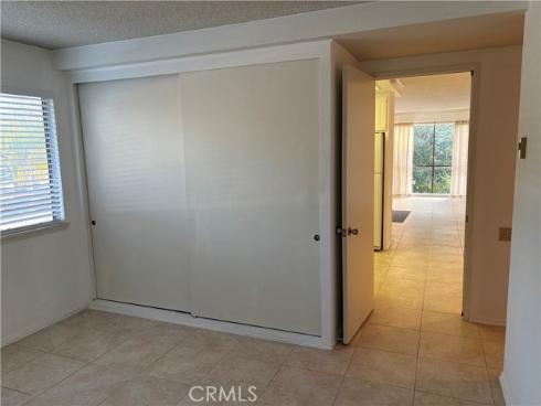 925  Ave Majorca  O , Laguna Woods, CA
