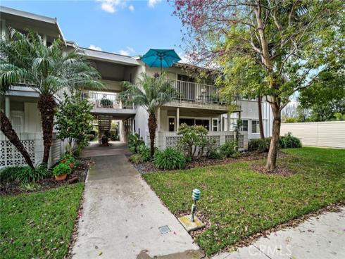 256 Calle Aragon D , Laguna Woods, CA