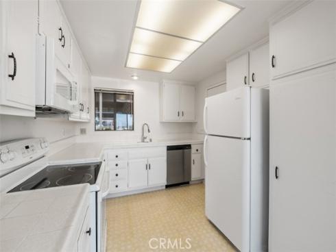 3110  Via Serena South  P , Laguna Woods, CA