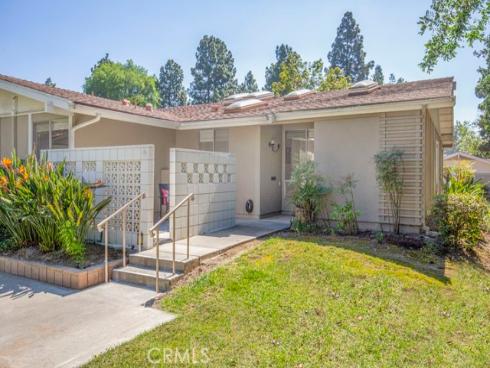 447 Ave Sevilla E , Laguna Woods, CA