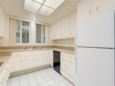 126 Avenida Majorca O , Laguna Woods, CA