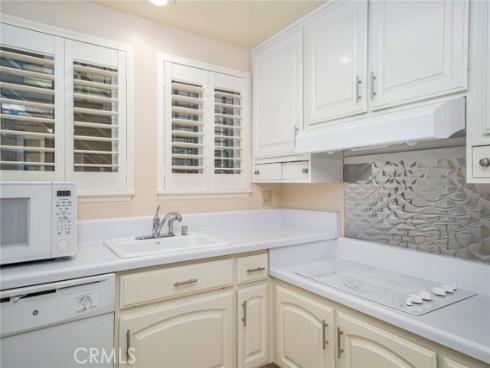 812 Ronda Mendoza , Laguna Woods, CA