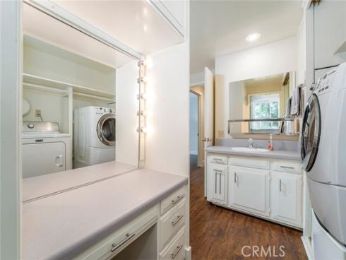 812 Ronda Mendoza , Laguna Woods, CA