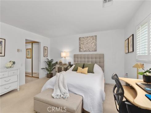5515 Paseo Del Lago 1D , Laguna Woods, CA
