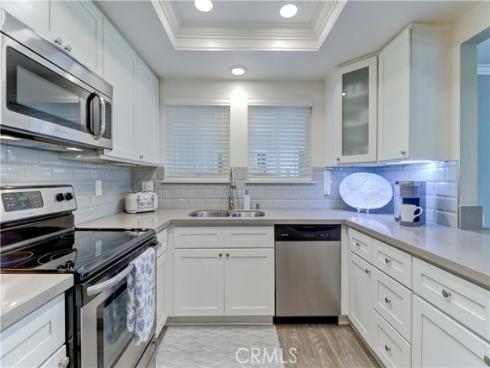 670  Via Mendoza  B , Laguna Woods, CA