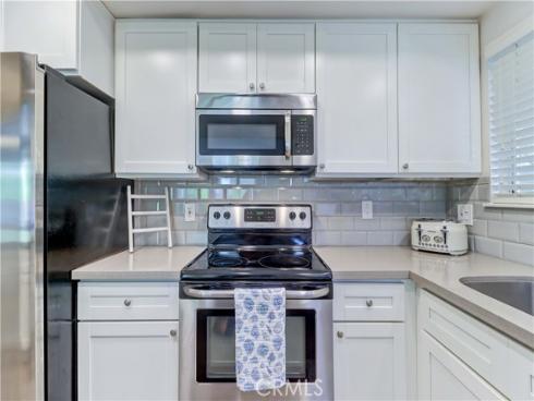 670  Via Mendoza  B , Laguna Woods, CA