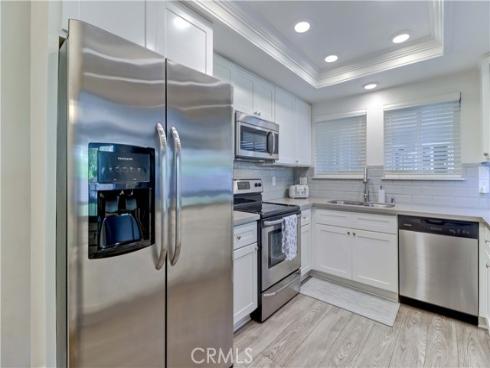 670  Via Mendoza  B , Laguna Woods, CA