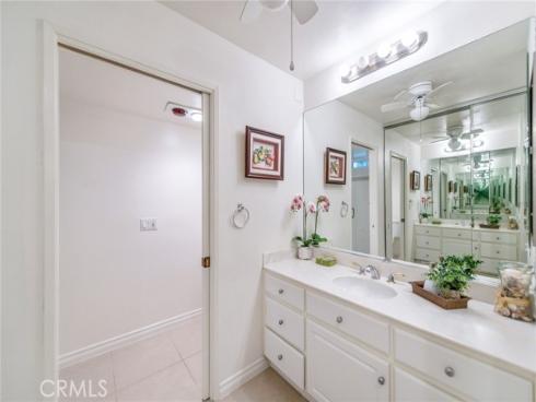 5529 Via La Mesa A , Laguna Woods, CA