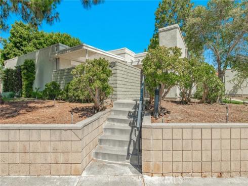 2264 Via Puerta B , Laguna Woods, CA