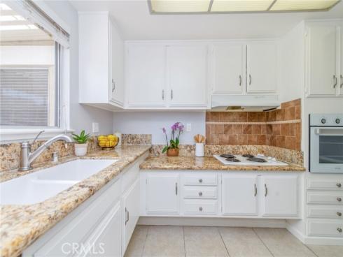 2264 Via Puerta B , Laguna Woods, CA