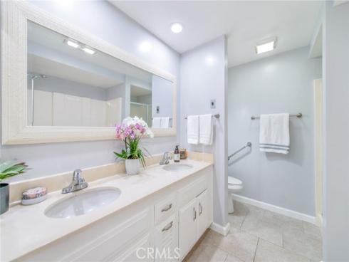 2264 Via Puerta B , Laguna Woods, CA