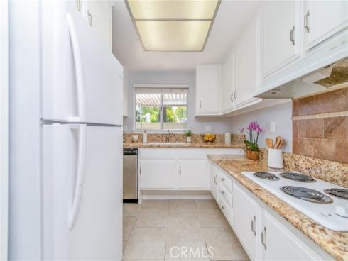 2264 Via Puerta B , Laguna Woods, CA