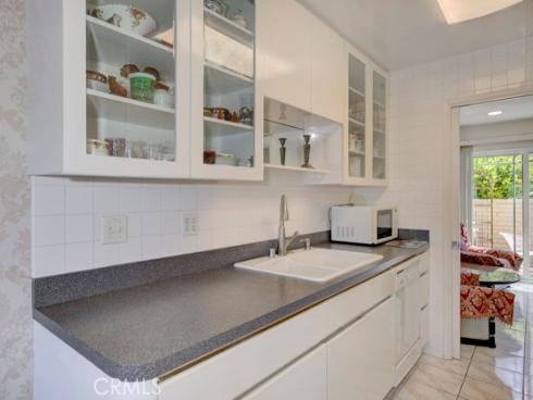 2320  Via Puerta, #b  , Laguna Woods, CA