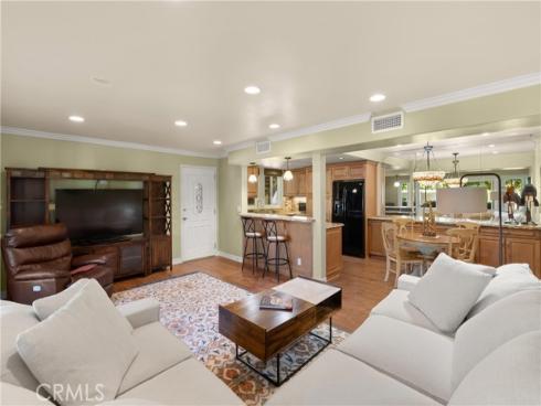 1 Via Castilla F , Laguna Woods, CA