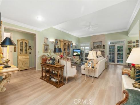5587 Via Dicha B , Laguna Woods, CA