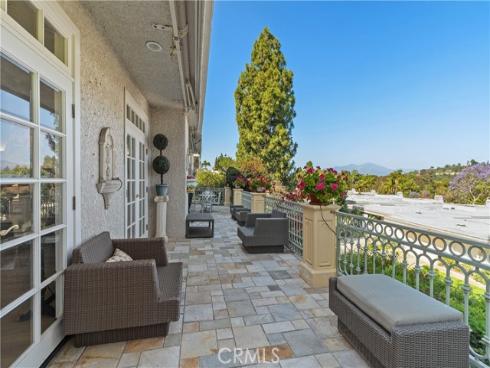 5587 Via Dicha B , Laguna Woods, CA