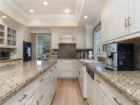5587 Via Dicha B , Laguna Woods, CA