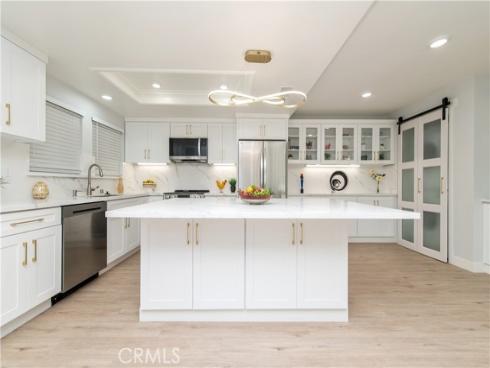 2112 Via Puerta N , Laguna Woods, CA