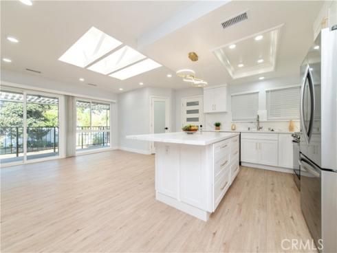 2112 Via Puerta N , Laguna Woods, CA