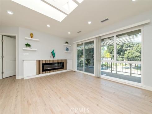 2112 Via Puerta N , Laguna Woods, CA