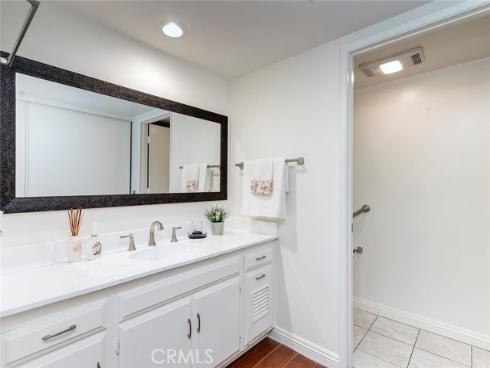 3300 Via Carrizo D , Laguna Woods, CA