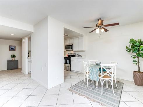 3300 Via Carrizo D , Laguna Woods, CA