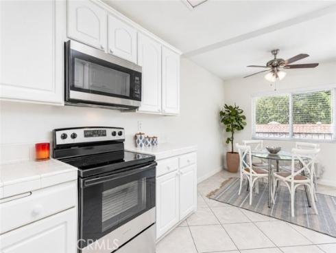 3300 Via Carrizo D , Laguna Woods, CA