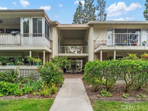 100 Via Estrada O , Laguna Woods, CA