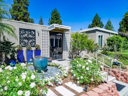 315 Ave Castilla C