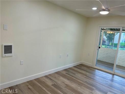 2277  Via mariposa W  B , Laguna Woods, CA