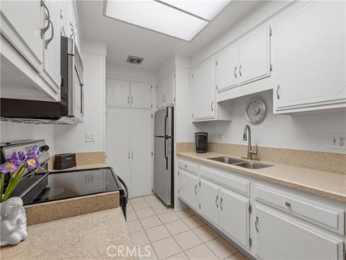 2234 Via Puerta C , Laguna Woods, CA
