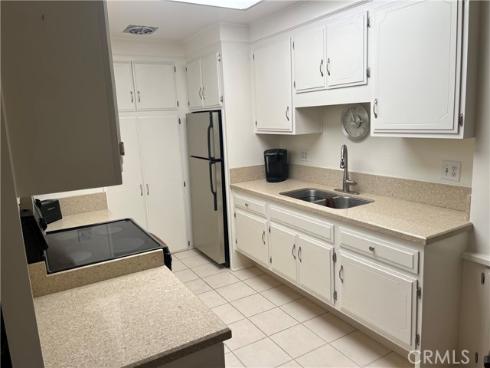 2234 Via Puerta C , Laguna Woods, CA